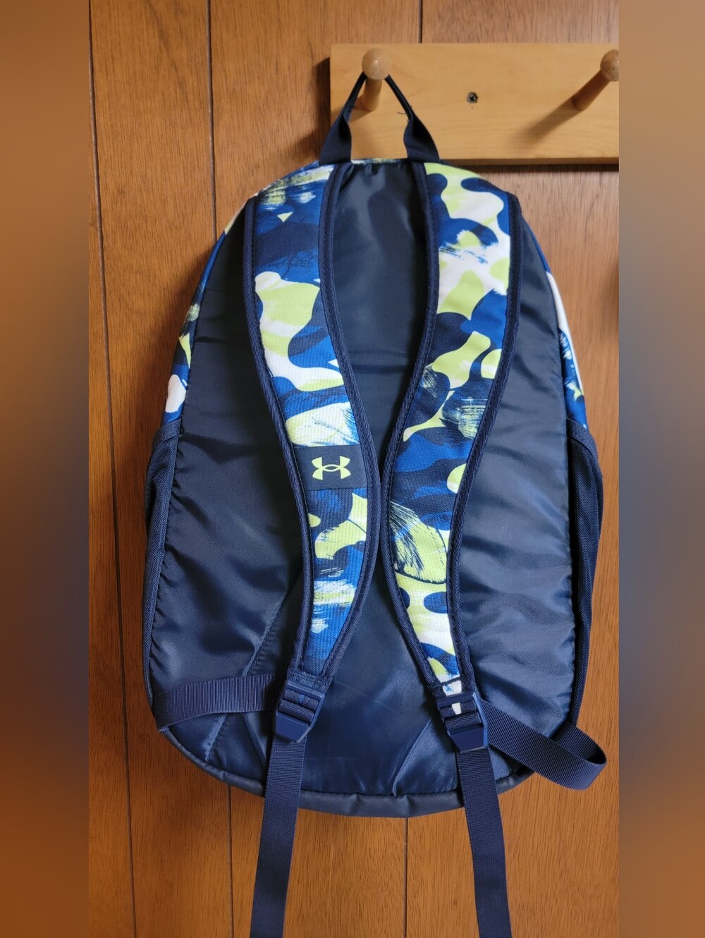 Book bag - Picture 2 of 5